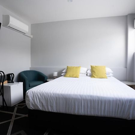 Sports Garden Hotel Launceston Bagian luar foto
