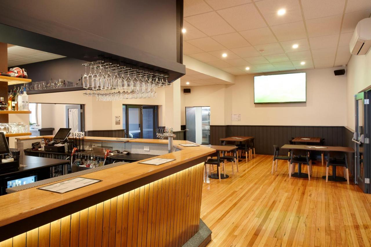 Sports Garden Hotel Launceston Bagian luar foto