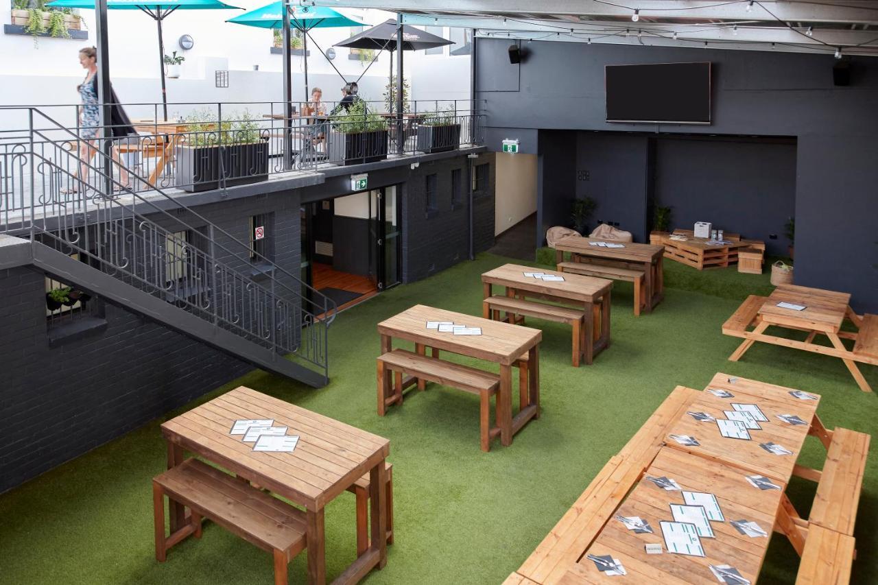 Sports Garden Hotel Launceston Bagian luar foto