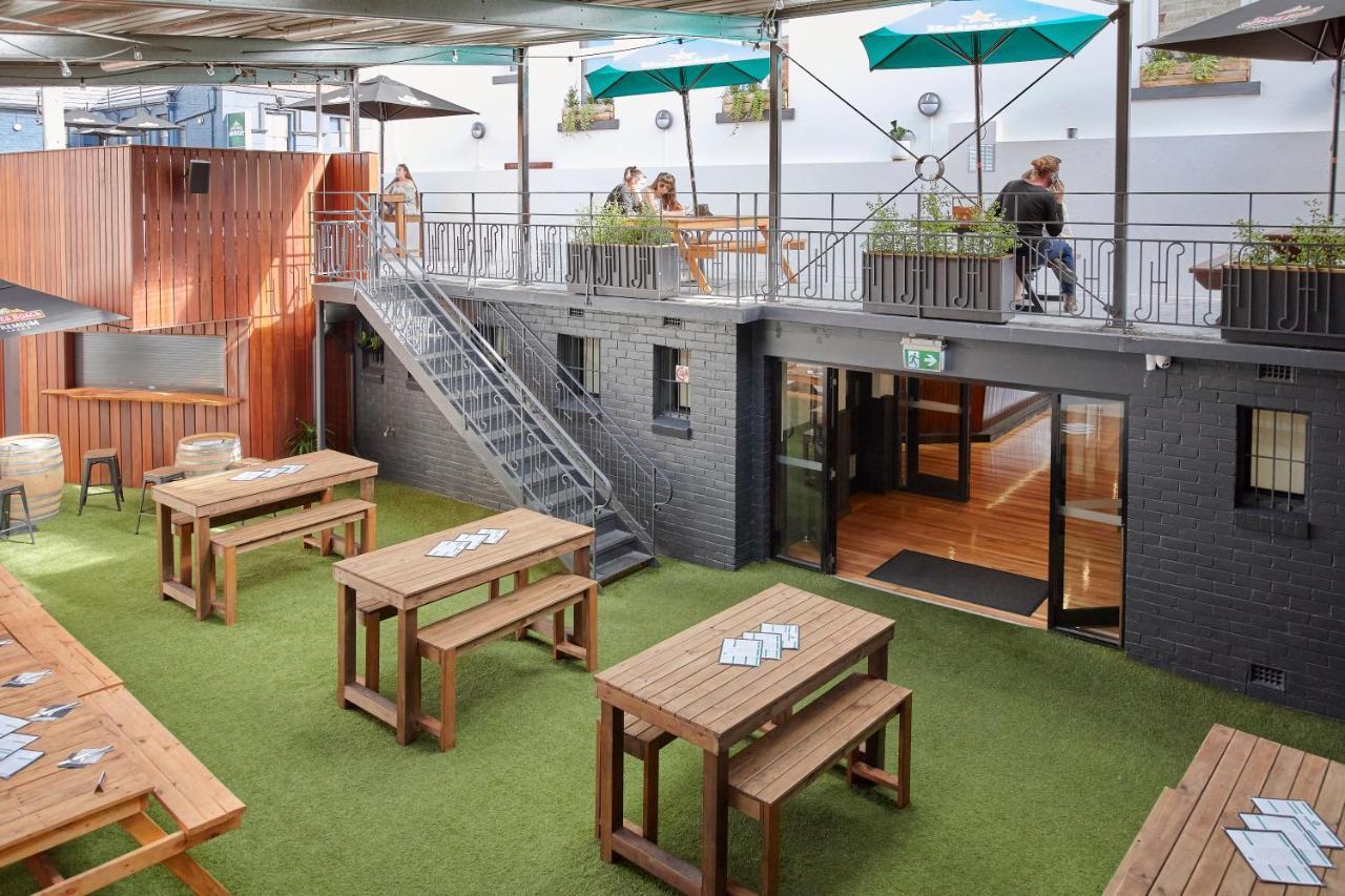 Sports Garden Hotel Launceston Bagian luar foto