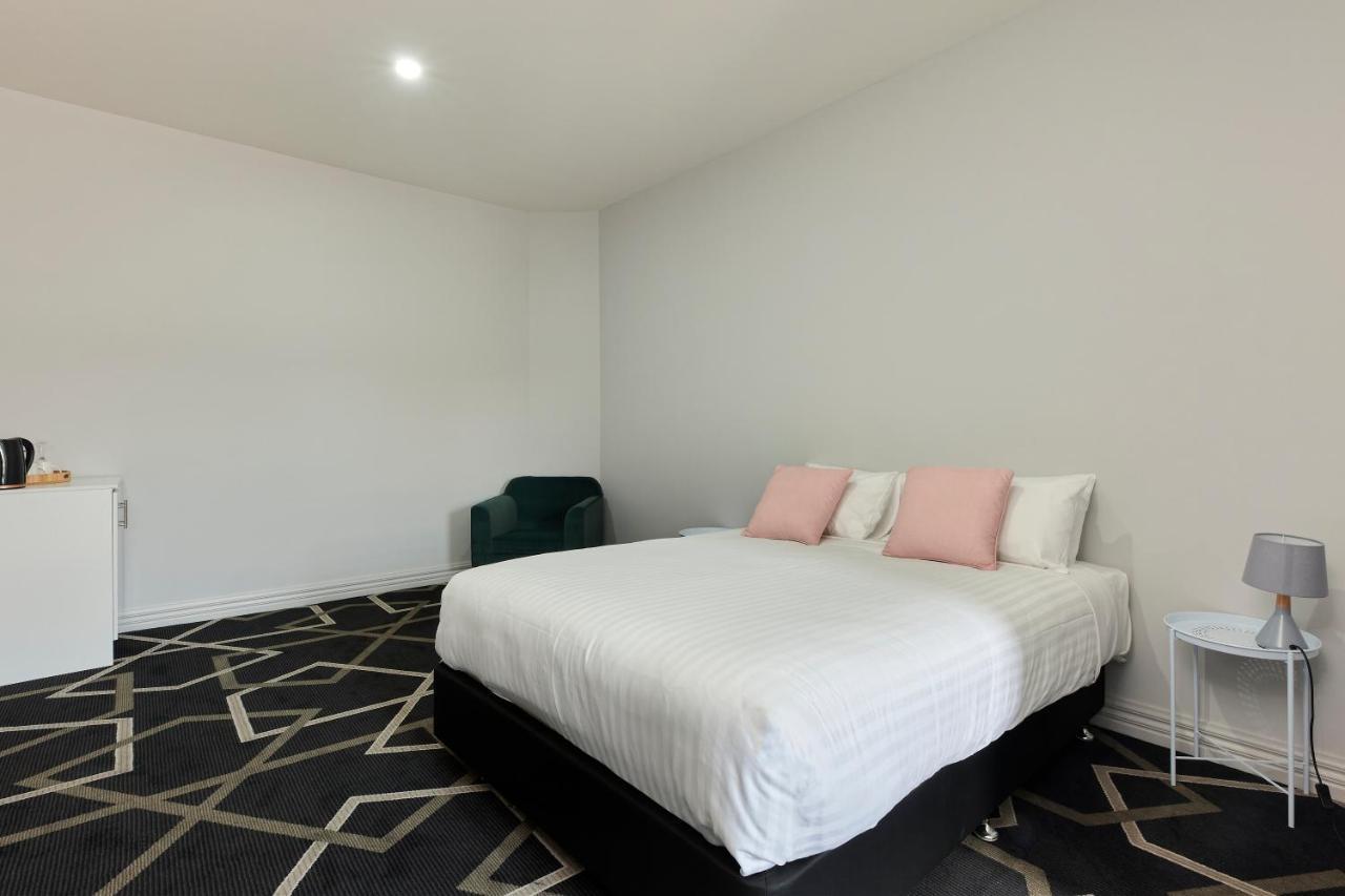 Sports Garden Hotel Launceston Bagian luar foto